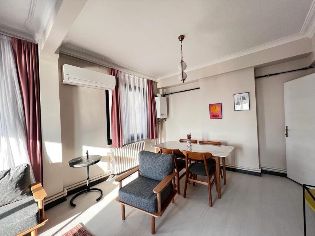 Wonder Homes 7-4br, 2ba Astounding Seaview Karakoey Daire *