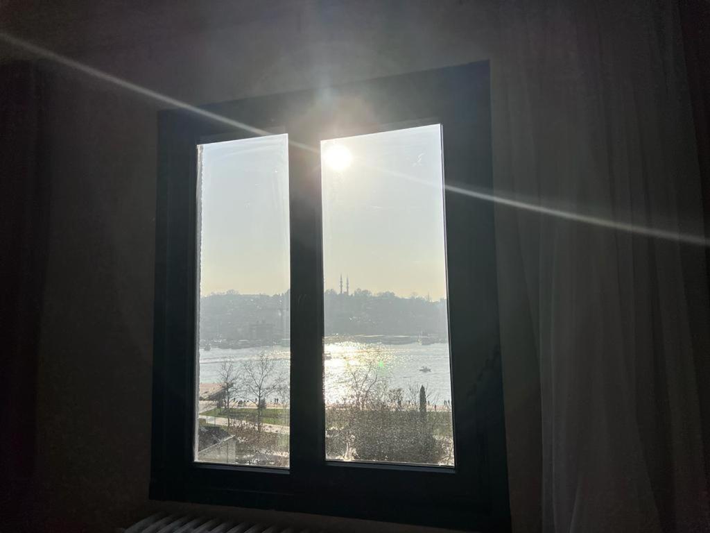 Wonder Homes 7-4br, 2ba Astounding Seaview Karakoey İstanbul